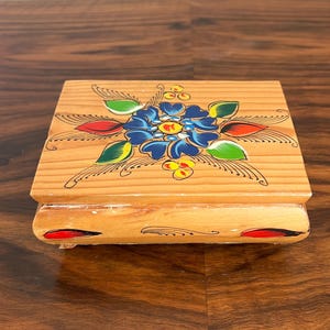 Vintage Wooden Folk Art Floral Hand Painted Jewelry Box