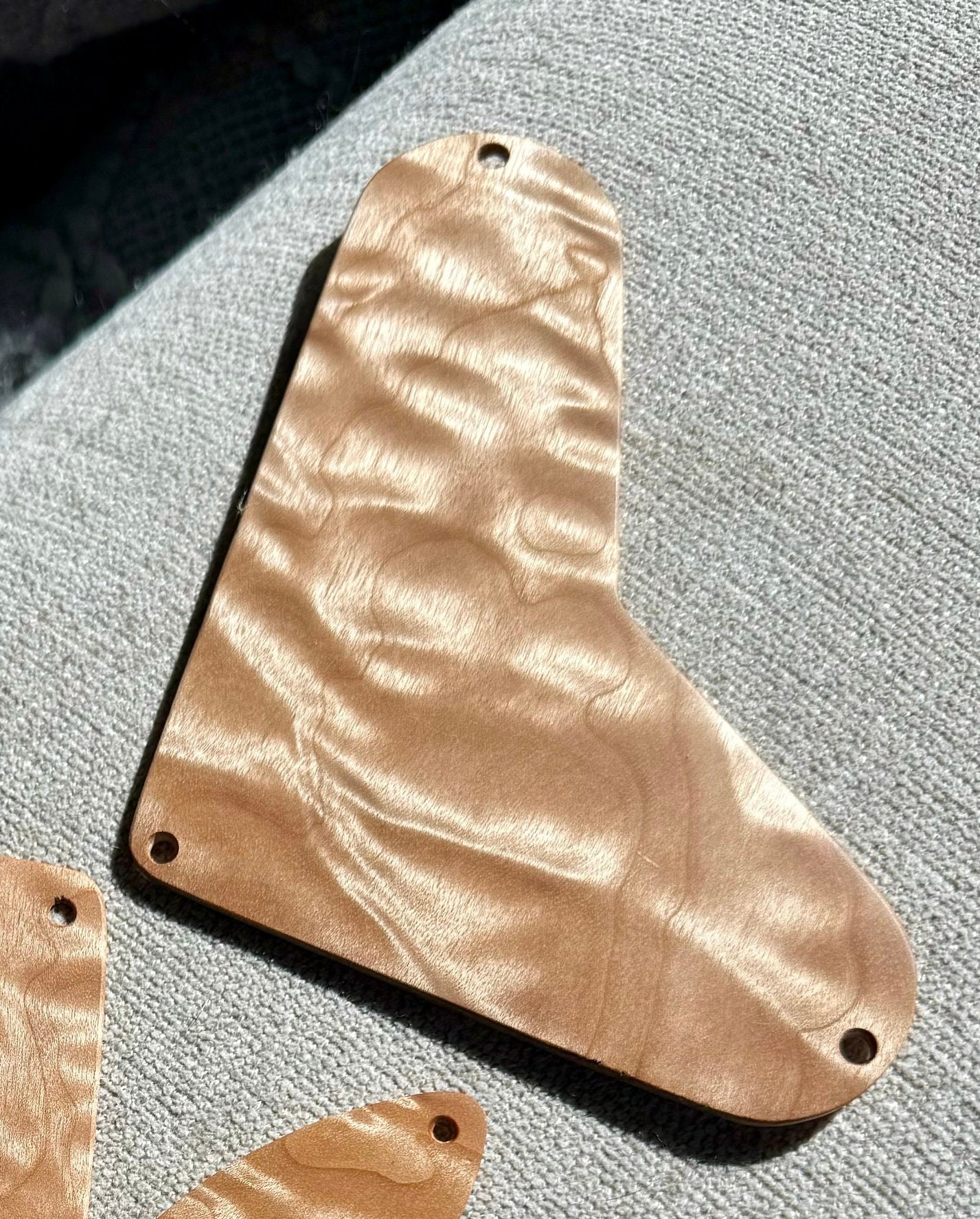 Alnicov 3 Fori Chitarra Truss Rod Cover In Palissandro Alnicov 3 Fori Chitarra Truss Rod Cover In Palissandro