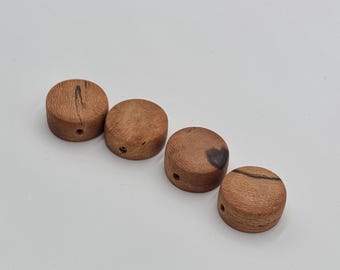 Preis pro Knopf - Handgefertigte Platane Holzknöpfe - Gebohrt auf 6 mm - Odie's Oil Finish - Feststellschraube für sicheren Halt