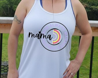 Camiseta de tirantes con espalda deportiva y estampado gráfico para mamá: un regalo fluido para mamá
