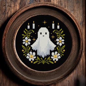 Halloween Mystisch Geist Kreuzstich-Muster: Dunkel Gruselig zum Sticken (PDF Download)