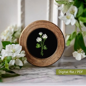 Cross stitch pattern for beginners Clover, Floral cross stitch, Small spring embroidery, Easter gift, Floral bouquet cross stitch, PDF