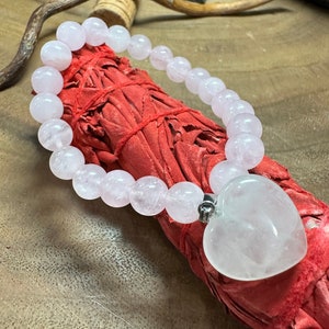 Rose Quartz Bracelet Heart Charm Bracelet Rose Quartz Heart Charm beaded bracelet Pink Bracelet Gift for Her Heart Jewelry Gemstone Jewelry