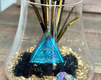 All Seeing Eye Labradorite Pyramid Crystal Terrarium