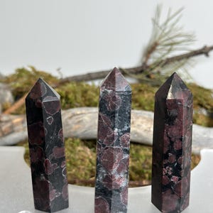 Garnet Crystal Tower Grounding Gemstone Pillar Decor Meditation Crystal  Gift for Him Gift for Her Garnet wand Garnet pillar Garnet tower