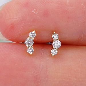 Small Three Stone Cartilage Flat Back Stud Earring 14K Solid Gold Threadless Helix Studs Lab Grown Diamonds Tragus Stud Gift For Her