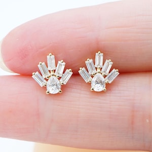 Boucles d'oreilles en or massif 14 carats avec cartilage festonné en diamants de laboratoire Boucles d'oreilles sans filetage à dos plat Clous de tragus uniques Boucles d'oreilles en forme de conque