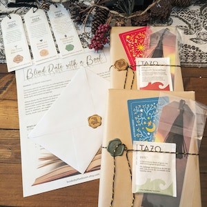 SCENTED Blind Date with a Book, Exciting Book Bundles, Bookish Mystery Box, Lovely Bookworm Book Box Gift, Advent Calendar Gifts for Readers