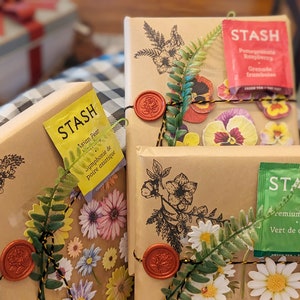 Blind Date with a Book, Exciting Book Bundles, Beautiful Bookish Mystery Boxes, Bookstagram, Surprise Book Box, Gifts for Readers