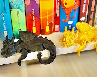 Bookshelf Dragon Sleeping v3 – Adorable 3D Printed Dragon Decor, Fantasy Shelf Ornament, Bookshelf Decor