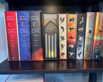 Gothic Cathedral Book Nook Insert – 3D Printed Bookshelf Decor with LED Glow | Gothic Window Shelf Insert