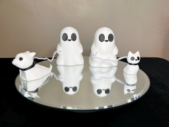 3D Printed Ghost Walking a Dog or Ghost Walking a Cat – Spooky Halloween Decor, Ghostly Pet Walker.