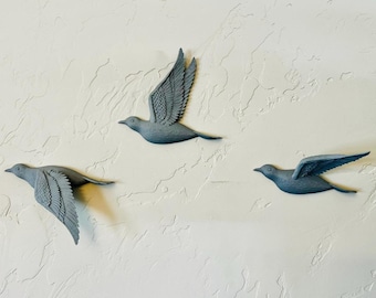 Birds in Flight Wall Art – Elegant 3D Printed Home Decor