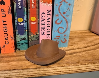 Mini Cowboy Hat Shelf Decor, Cowboy Romance Bookshelf Accessory, Western Book Lover Gift, Rustic Shelf Decoration, Reader Gift