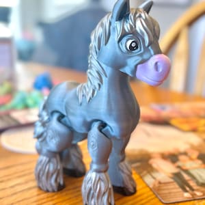 3D Printed Articulated Clydesdale Horse | Flexible Horse Figurine | Custom Horse Lover Gift | Detailed Horse Model | Unique Horse Decor