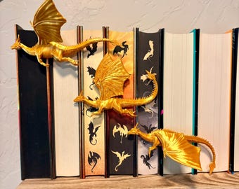 Flying Dragon Spine Huggers, Dragon Bookshelf Decor, Dragon Book Inserts, Fantasy Shelf Decor, Dragon Book Nook Accessory, Book Lover Gift