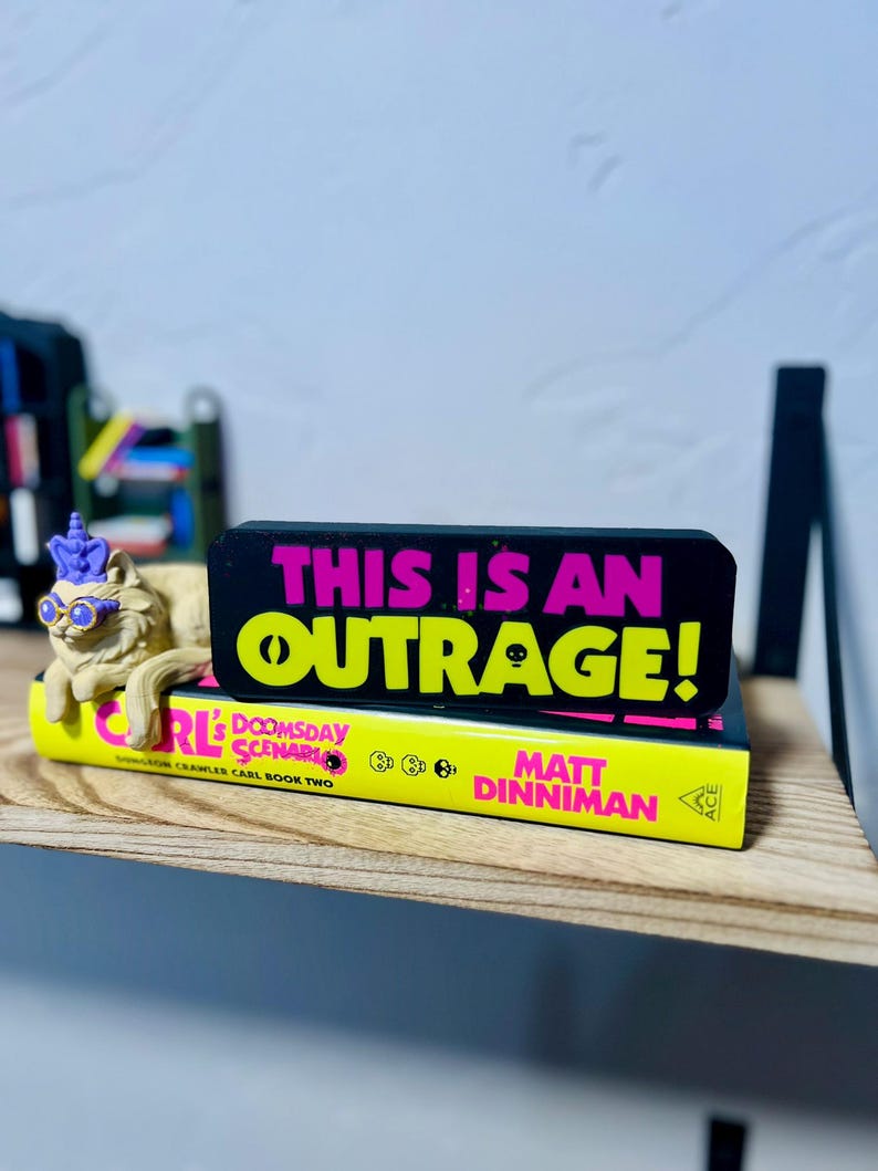 Prinzessin Donut Regal Buddy Dungeon Crawler Carl, Katzen Bücherregal Dekor, LitRPG Fan Geschenk, Fantasy Reader Regal Dekor Bild 6