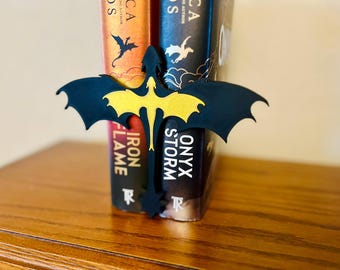 Dragon Book Insert 3D printed dragon bookshelf decor black and gold dragon figurines, book nook