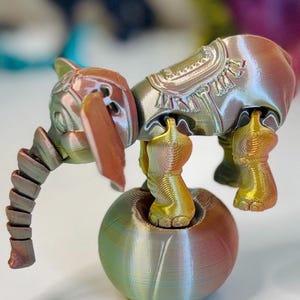3D Printed Flexi Elephant fidget Toy, Elephant Lover, Balancing Elephant, Circus Elephant Poseable Elephant with Ball