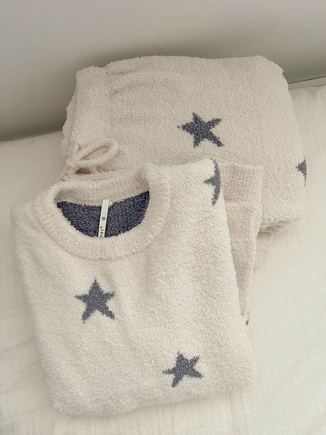 Winter Soft Velvet Pajamas Set main image 0