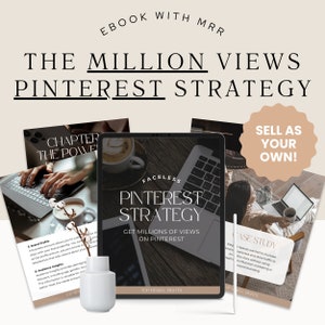 Könnte beinhalten: Ein digitales Produkt-Mockup mit einem Tablet, auf dem ein Kurs mit dem Titel "Faceless Pinterest Strategy: Get Millions of Views on Pinterest" angezeigt wird. Der Kurs umfasst Kapitel zu Markenprofilen, Zielgruppen-Insights und Top-Wiederverkaufsrechten. Das Bild enthält auch eine Fallstudie und ein Kapitel mit dem Titel "The Power of...".