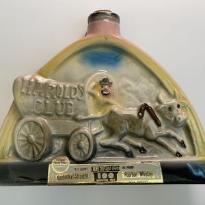 1969 Vintage JIM James BEAM Whiskey HAROLD’S Club Regal China decanter