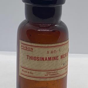 Early THIOSINAMINE POISON medical apothecary medicine  bottle by Merck