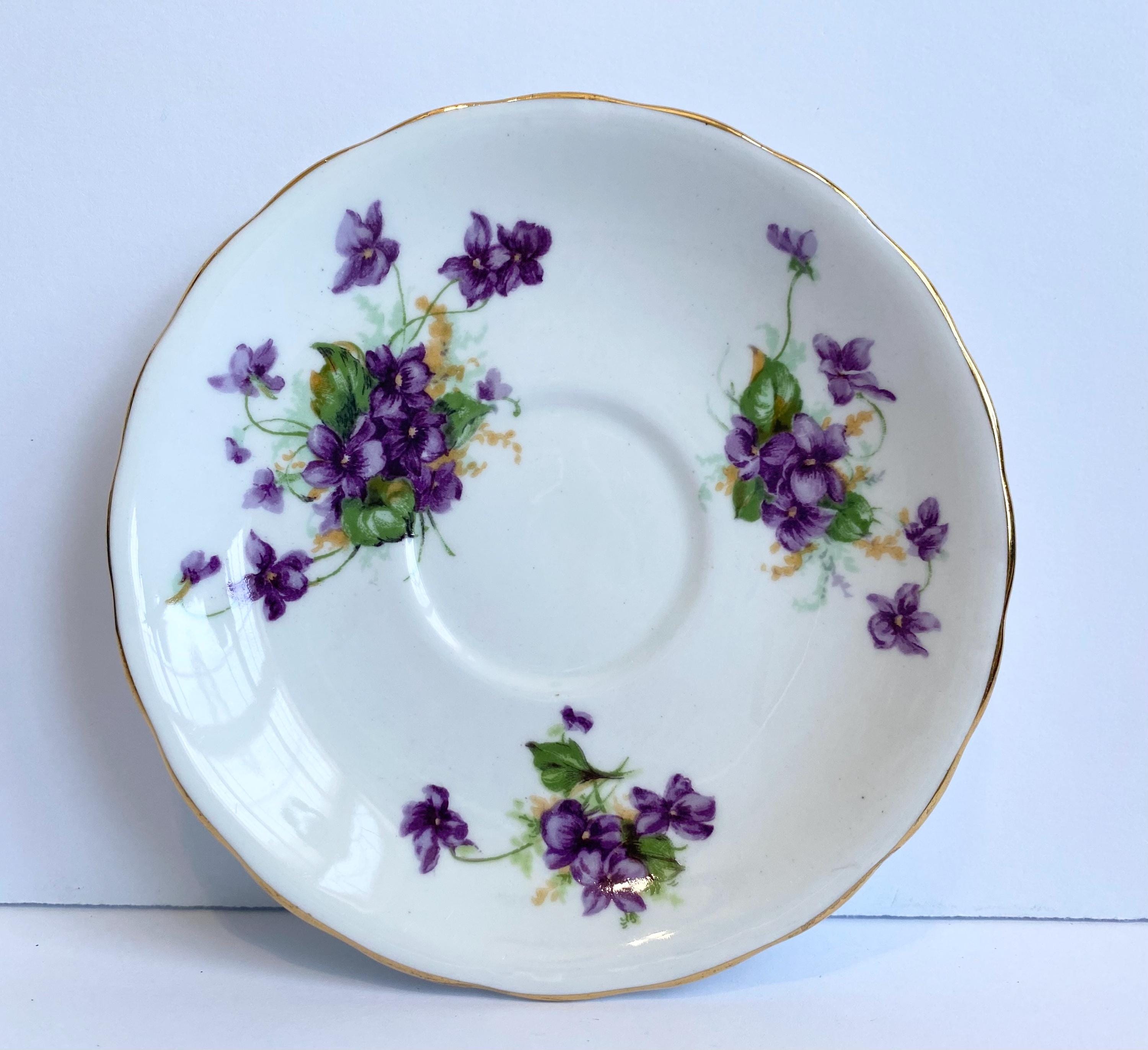 イギリス アンティーク BWM&Co Clarence 大皿 紫 Vintage CLARENCE Bone China 5 1/2” Saucer Purple Violets