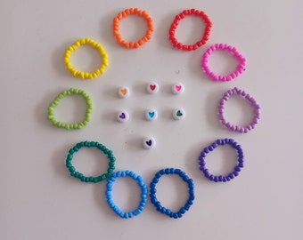 elastische Perlenringe in verschiedenen Farben