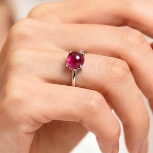 Rubin Cabochon Ring · Verstellbarer 925 Silber Ring · Roter Edelstein Ring · Minimalistischer Schmuck · Geschenk für Sie