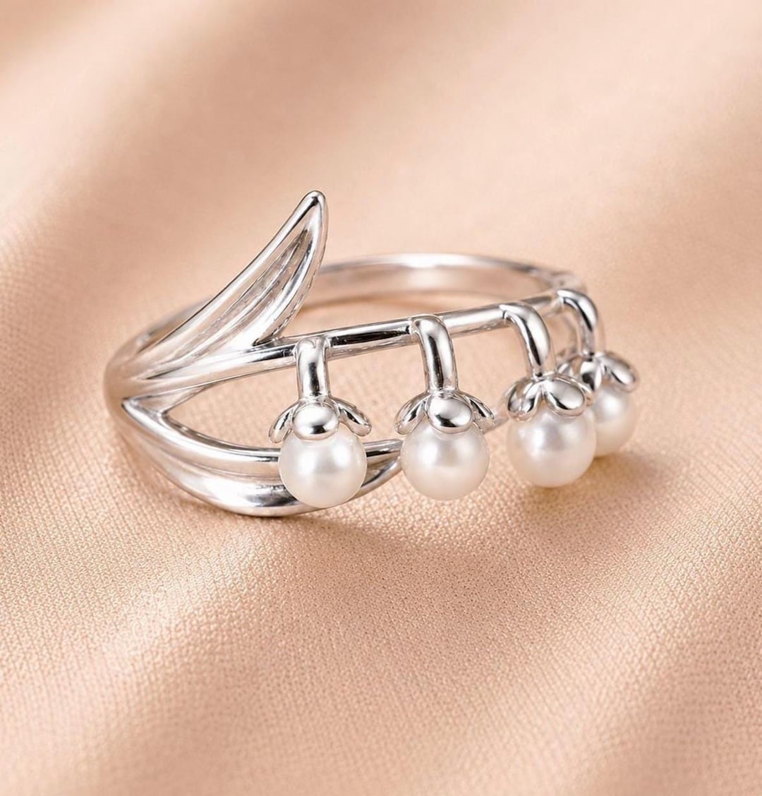 925 Sterling Silver Lily of the Valley Ring With Mother-of-pearl