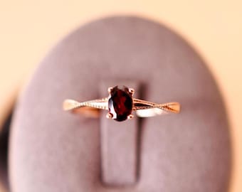 Natural Garnet Ring• January Birthstone• Adjustable• 925 Sterling Silver with 18K Rose Gold Plated • Elegant Birthday Gift