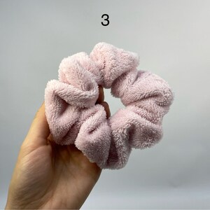 Scrunchies de terciopelo/difusos, rosa, verde, blanco, rojo imagen 8