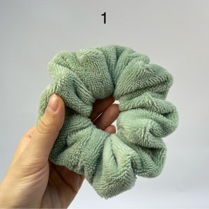 Scrunchies de terciopelo/difusos, rosa, verde, blanco, rojo imagen 6