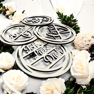 Adorno de madera personalizado.Saludo de amor único para momentos especiales. Regalo ideal para aniversarios, San Valentín y bodas.