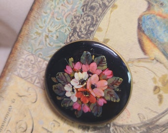 Antique lacquered tole painted brooch, Circa 1940's, Hand painted floral brooch, Finland, pink floral brooch, vintage jewelry, Estate find