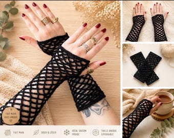 Handmade black crochet fingerless fingerless gloves – Bohemian gothic gloves – Women's handcrafted accessory – One size