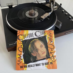 Culture Club - Do You Really Want to Hurt Me - vinyl single record - 1982