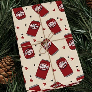 Papel de regalo Dr. Pepper / Envoltorio de regalo divertido y original con forma de lata de refresco para amantes y aficionados a las bebidas.