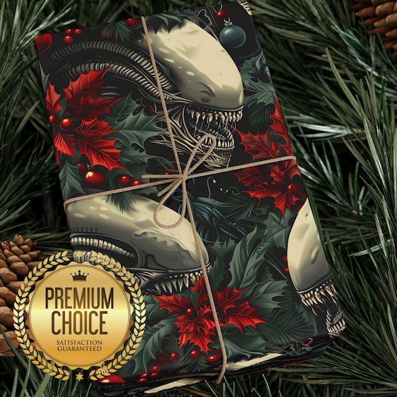 Alien Xenomorph Christmas Wrapping Paper | Sci-Fi Horror Gift Wrap