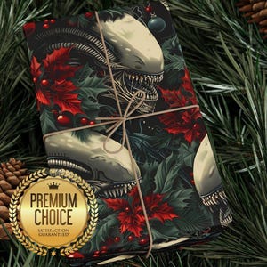 Alien Xenomorph Christmas Wrapping Paper | Sci-Fi Horror Gift Wrap | Unique Alien-Themed Gift Wrapping Paper