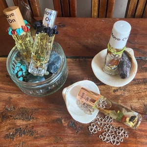 Seven Chakra Alignment Inspired, Seven Crystals Oil, Handmade Essential Oil Roller, Move On Scent