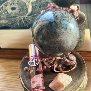 Natural Perfume Blend, Rose Quartz Crystal Infused, Harmony Roller, Botanical Aromatherapy Roll-On, Love Potion