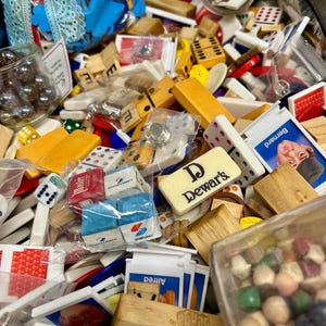 1 Pound of All Antique and Vintage Game Pieces plus Four Jokers