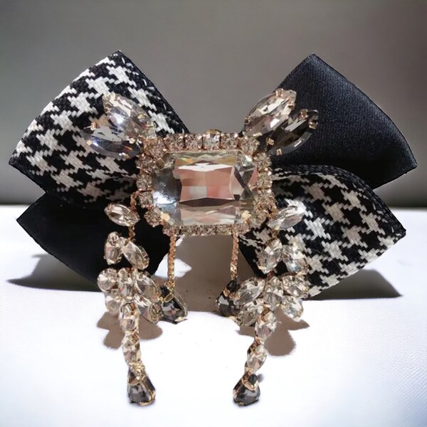 FASHION CRYSTAL BROOCH Black White Fabric Rhinestone Bow Tie Large Statement Collar Pin Luxury Jewelry Shawl Vintage Accessories For Women