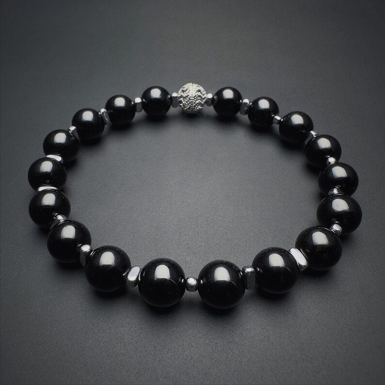 Black Tourmaline,
Tourmaline Bracelet,
armband schorl,
edelsteinarmband,
armband aus turmalin,
schwarzer turmalin,
Protection bracelet,
Chakra Bracelet,
Anxiety Relief,
Capricorn bracelet,
turmalin armband,
natur turmalin,
bracelet tourmaline,