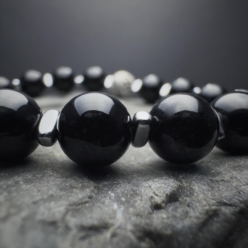 Black Tourmaline,
Tourmaline Bracelet,
armband schorl,
edelsteinarmband,
armband aus turmalin,
schwarzer turmalin,
Protection bracelet,
Chakra Bracelet,
Anxiety Relief,
Capricorn bracelet,
turmalin armband,
natur turmalin,
bracelet tourmaline,