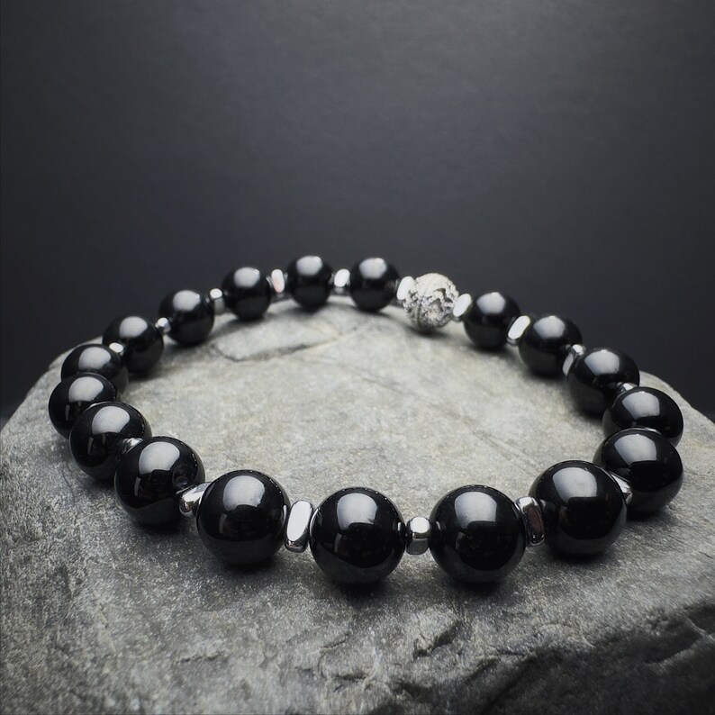 Black Tourmaline,
Tourmaline Bracelet,
armband schorl,
edelsteinarmband,
armband aus turmalin,
schwarzer turmalin,
Protection bracelet,
Chakra Bracelet,
Anxiety Relief,
Capricorn bracelet,
turmalin armband,
natur turmalin,
bracelet tourmaline,