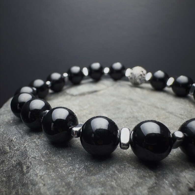 Black Tourmaline,
Tourmaline Bracelet,
armband schorl,
edelsteinarmband,
armband aus turmalin,
schwarzer turmalin,
Protection bracelet,
Chakra Bracelet,
Anxiety Relief,
Capricorn bracelet,
turmalin armband,
natur turmalin,
bracelet tourmaline,