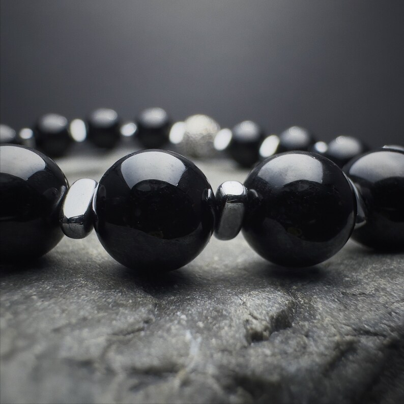 Black Tourmaline,
Tourmaline Bracelet,
armband schorl,
edelsteinarmband,
armband aus turmalin,
schwarzer turmalin,
Protection bracelet,
Chakra Bracelet,
Anxiety Relief,
Capricorn bracelet,
turmalin armband,
natur turmalin,
bracelet tourmaline,